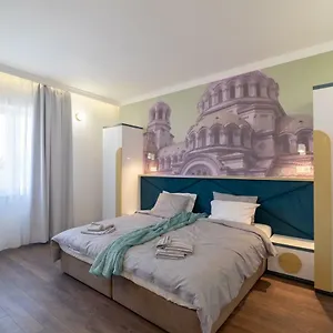 Vitosha Blvd 3-bedroom, 2-bathroom Lux דירה סופיה