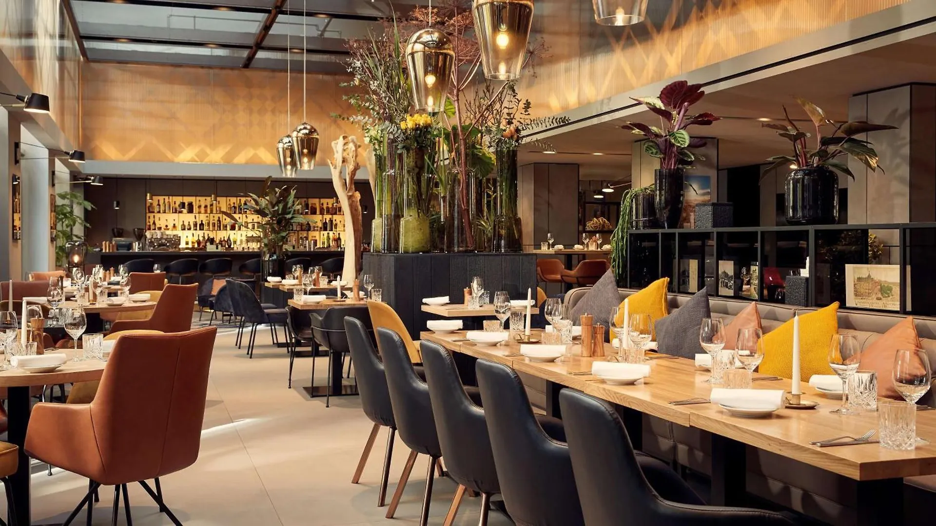 Отель Park Plaza Victoria Амстердам