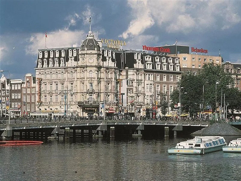 Отель Park Plaza Victoria Амстердам 4*,