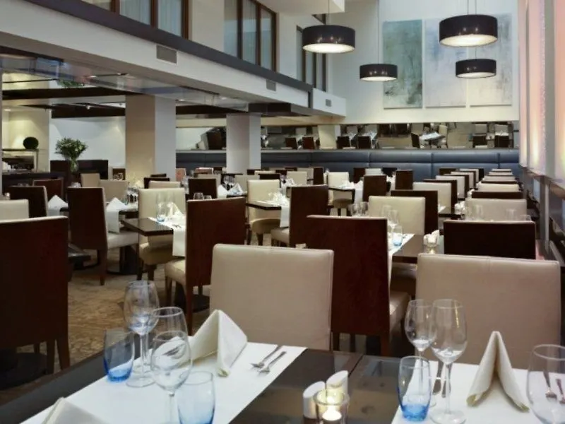 Отель Park Plaza Victoria Амстердам